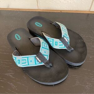 Teva Mush II Sandals Womens 6.5 Teal Comfort Thong Flip Flop Lightweight Beach